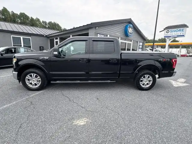 2017 Ford F-150 Lariat 4x4 SuperCrew 5-1/2 Box's photo