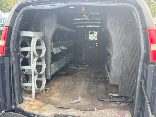 2014 Chevrolet Express 2500 Work Van HD photo 3