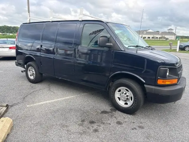 2014 Chevrolet Express 2500 Work Van HD photo 4