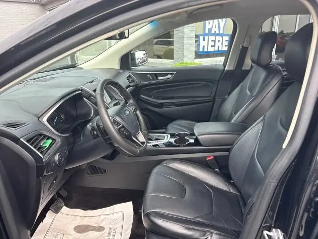 2015 Ford Edge Titanium AWD photo 5