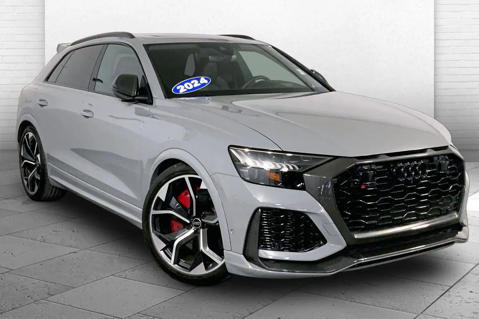2024 Audi RS Q8 Base's photo