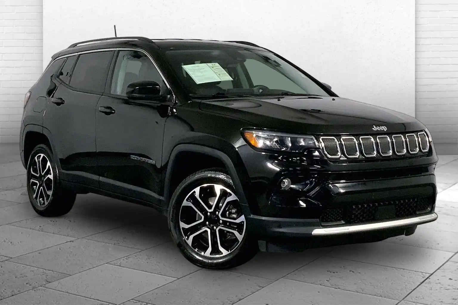 2022 Jeep Compass Limited 4X4's photo