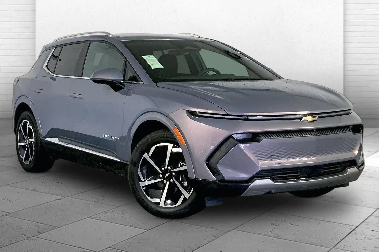 2025 Chevrolet Equinox EV 2LT eAWD's photo