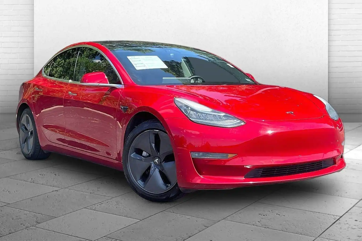2018 Tesla Model 3 Long Range's photo