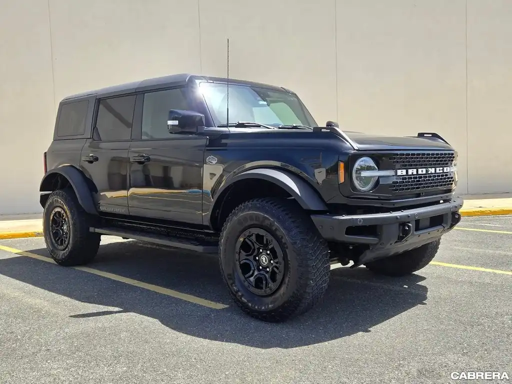 2021 Ford Bronco Wildtrak 4x4's photo