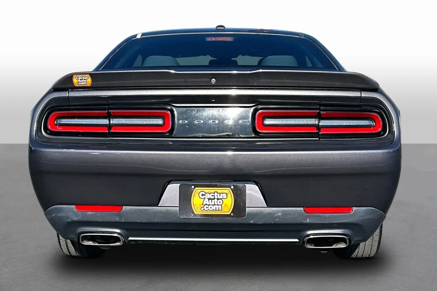 2019 Dodge Challenger SXT Auto photo 4