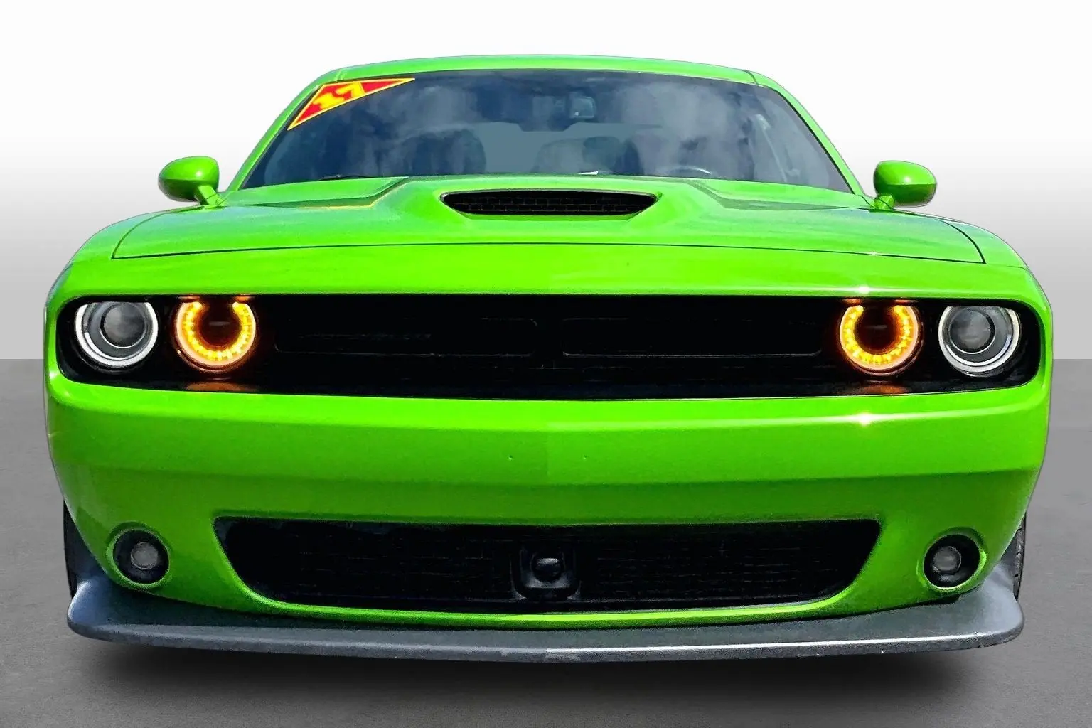 2017 Dodge Challenger SRT 392 photo 3