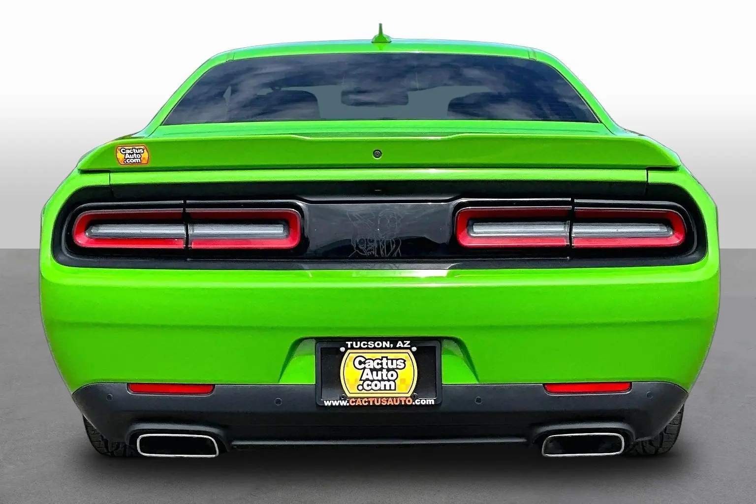 2017 Dodge Challenger SRT 392 photo 4