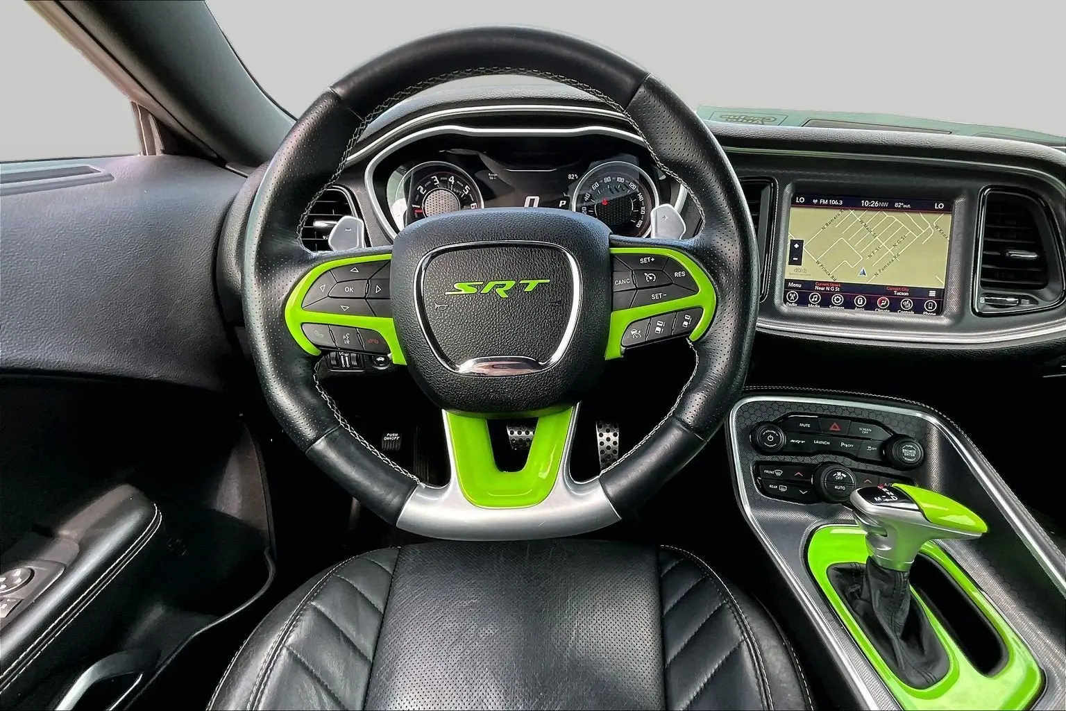 2017 Dodge Challenger SRT 392 photo 5