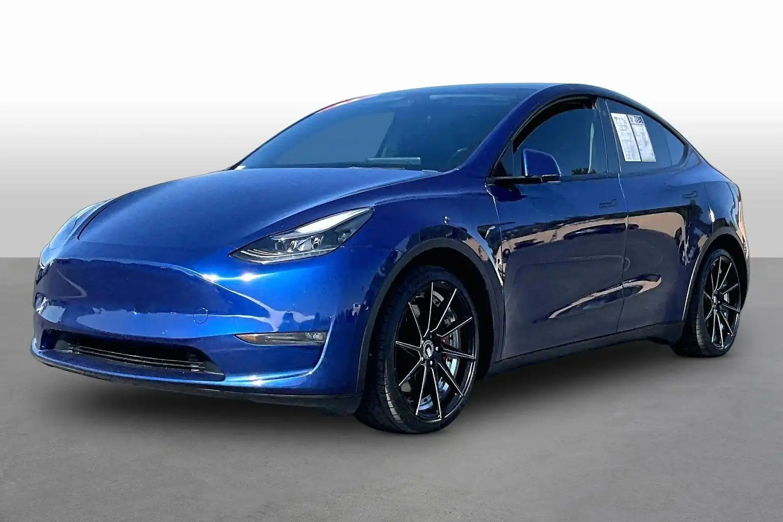 2021 Tesla Model Y Performance Dual Motor All-Wheel Drive's photo