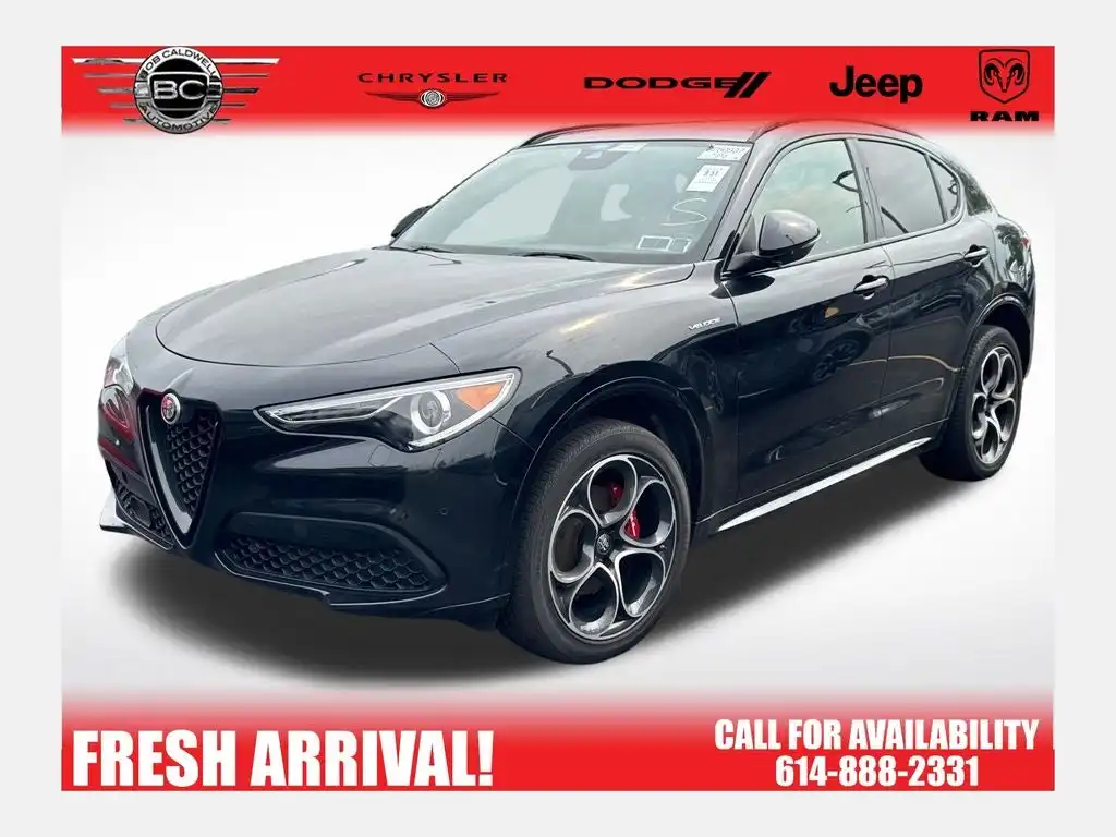 2023 Alfa Romeo Stelvio Veloce AWD's photo