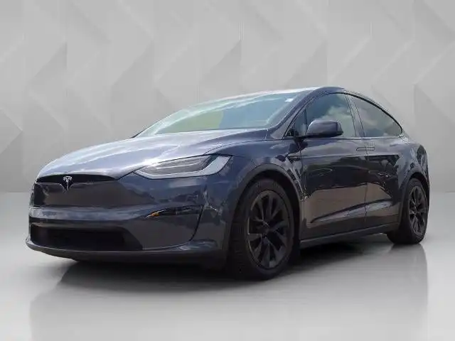 2022 Tesla Model X Long Range's photo