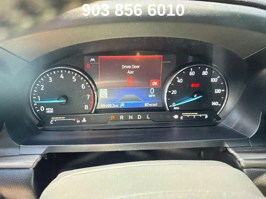 2021 Ford Explorer Limited RWD photo 4