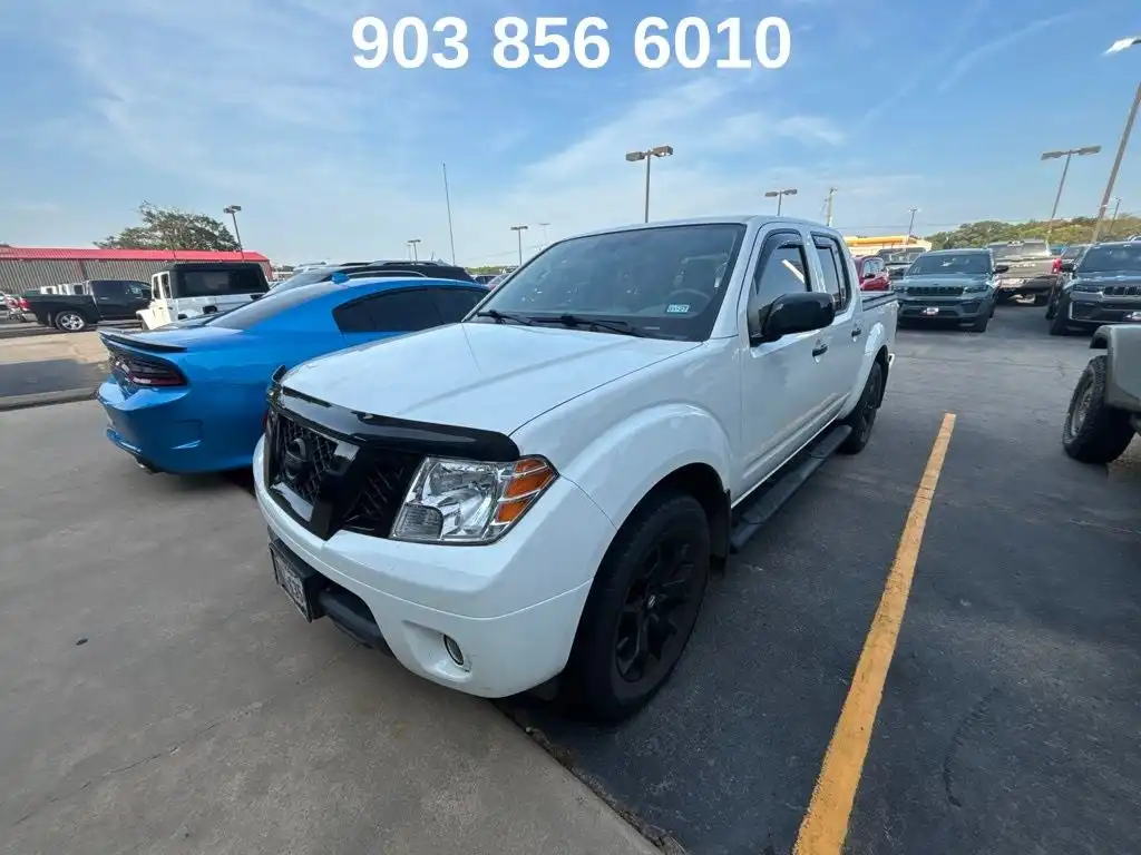 2021 Nissan Frontier SV Crew Cab 2WD SWB's photo