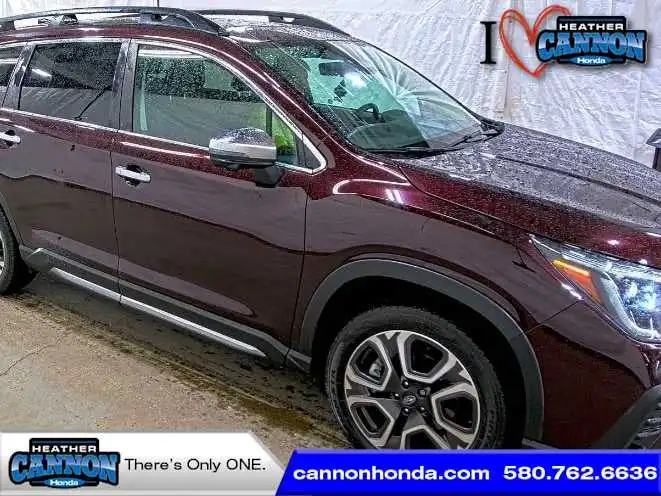 2023 Subaru Ascent Touring's photo