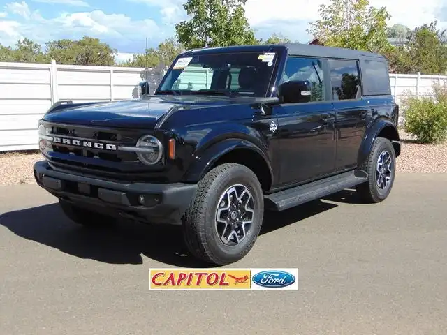 2025 Ford Bronco Outer Banks 4x4's photo