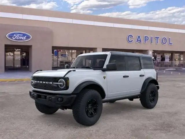 2026 Ford Bronco Badlands 4WD's photo