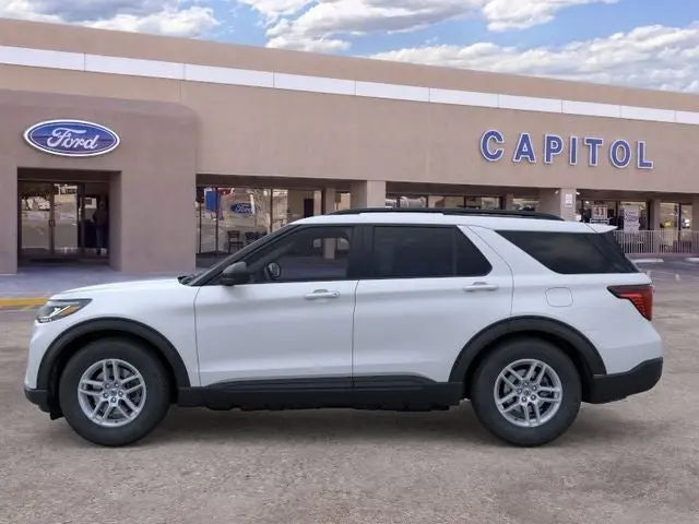 2026 Ford Explorer Active photo 3
