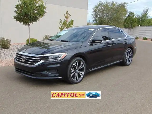 2021 Volkswagen Passat 2.0T SE Auto's photo