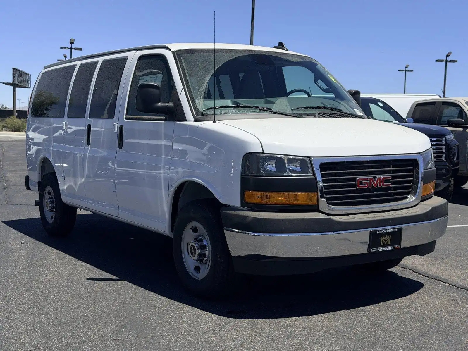 2026 GMC Savana 3500 LT's photo