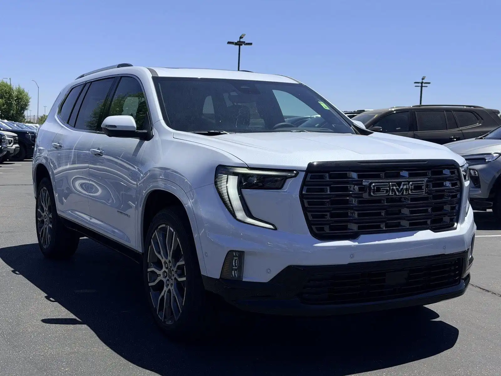2026 GMC Acadia Denali Ultimate AWD's photo