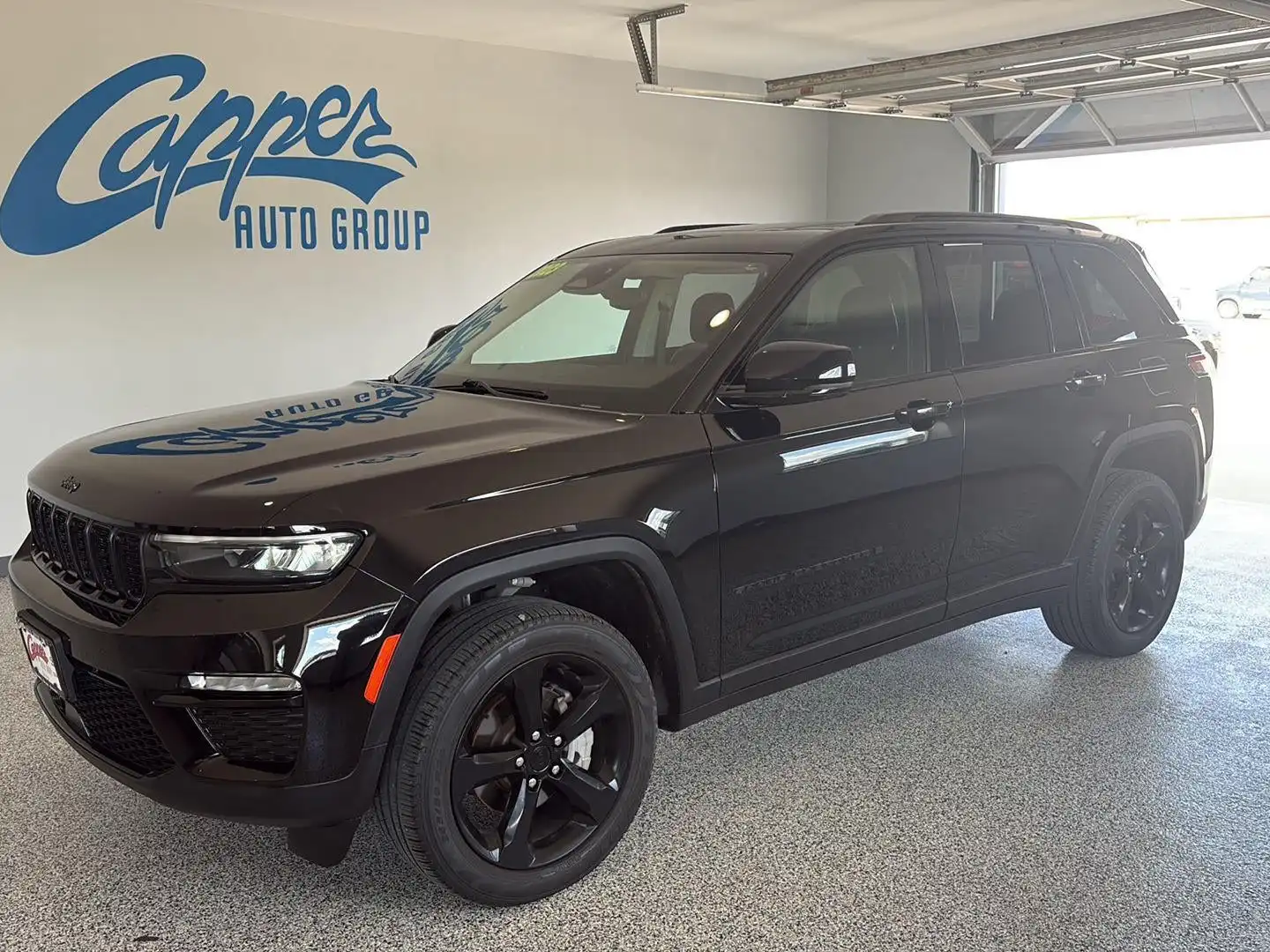 2023 Jeep Grand Cherokee Limited 4x4's photo