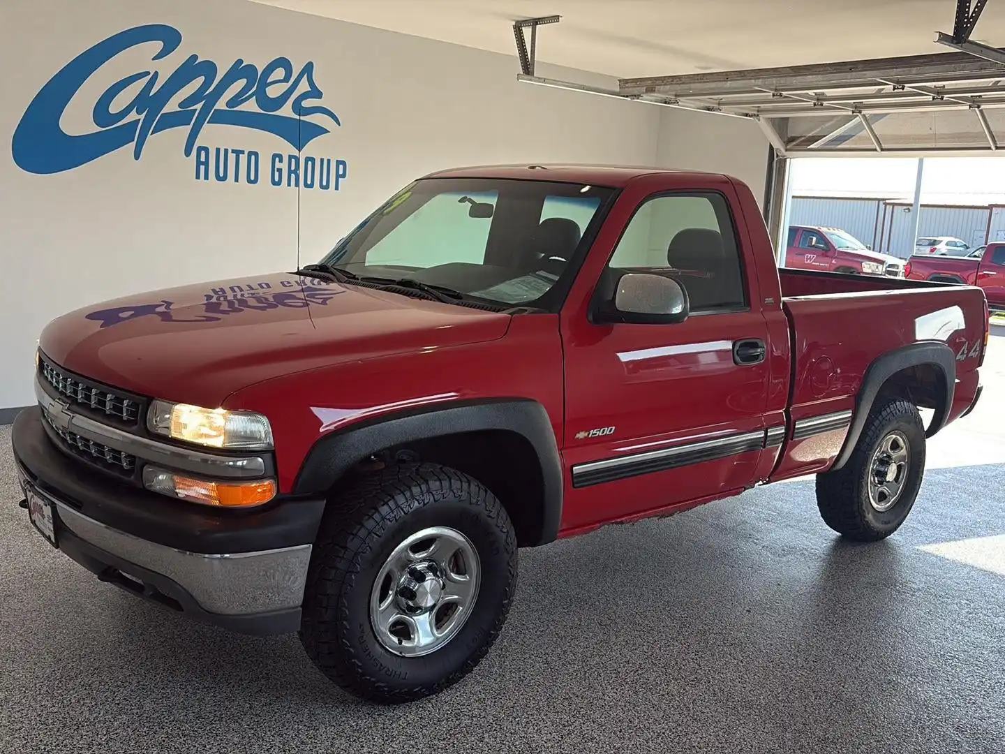 1999 Chevrolet Silverado 1500 LS 4WD Regular Cab SWB's photo
