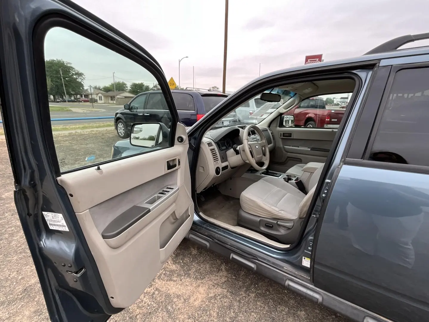 2012 Ford Escape XLT photo 5
