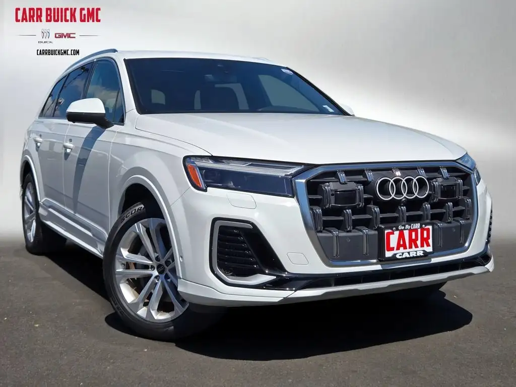 2025 Audi Q7 55 Premium Plus quattro Tiptronic's photo