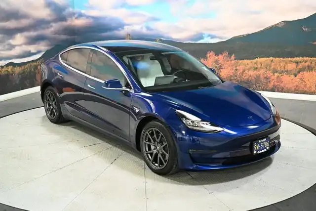 2018 Tesla Model 3 Long Range Dual Motor All-Wheel Drive's photo