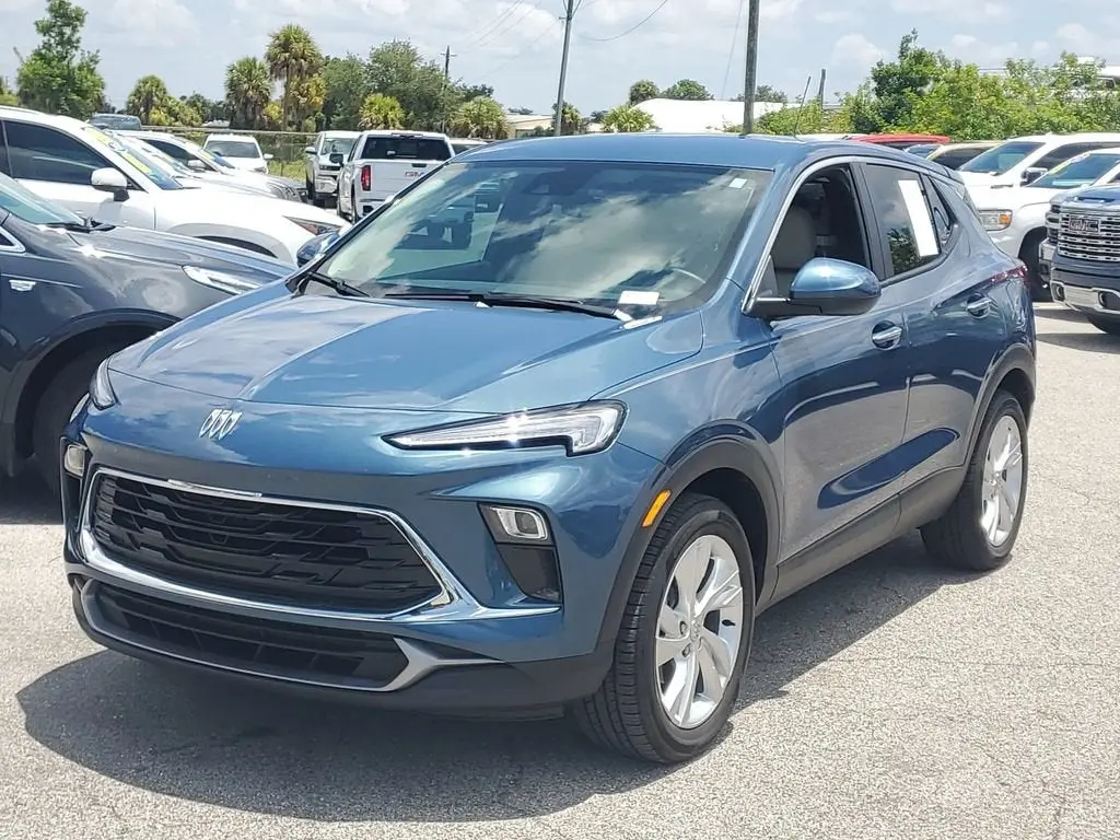 2025 Buick Encore GX Preferred photo 3