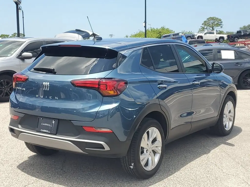 2025 Buick Encore GX Preferred photo 5