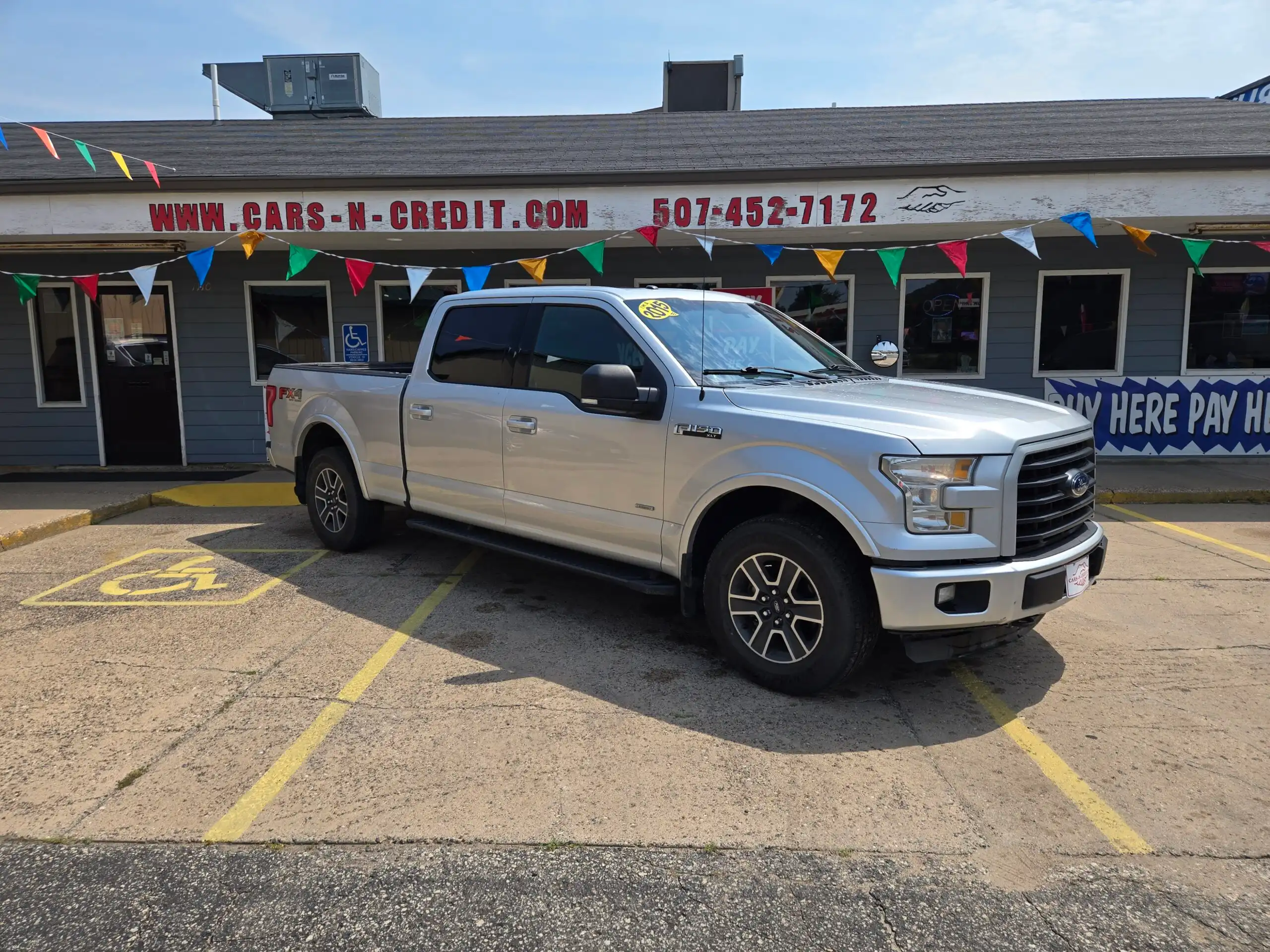 2015 Ford F-150 XLT 4x4 SuperCrew 157-in's photo