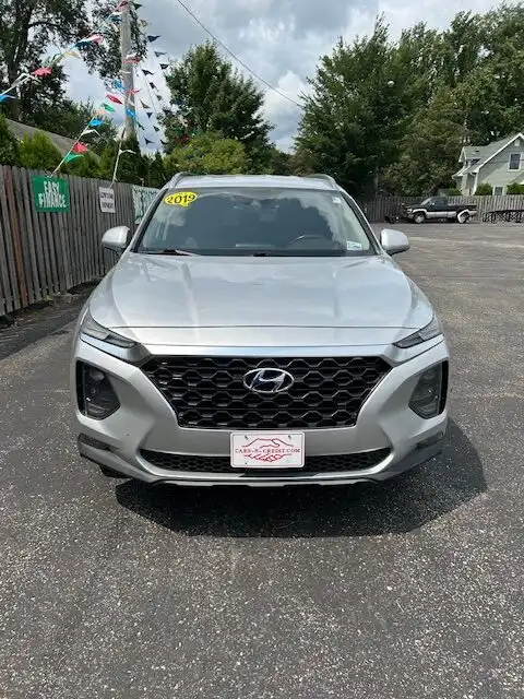 2019 Hyundai Santa Fe SEL Plus 2.4's photo