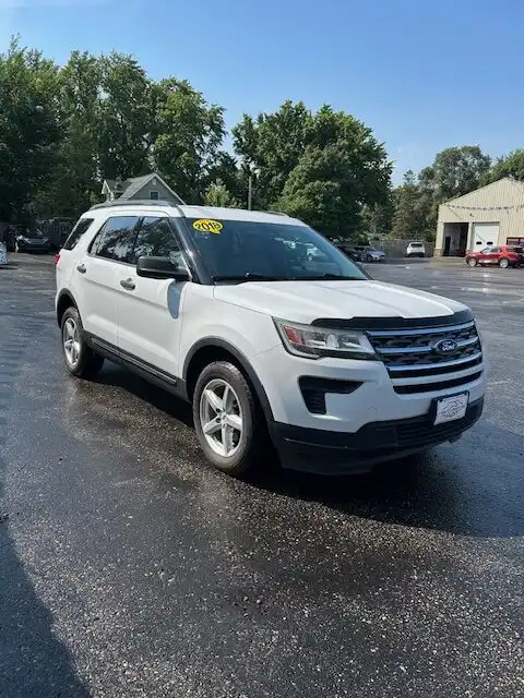 2018 Ford Explorer Base 4WD's photo
