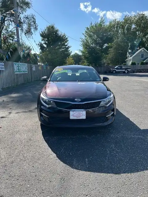 2016 Kia Optima LX Auto's photo