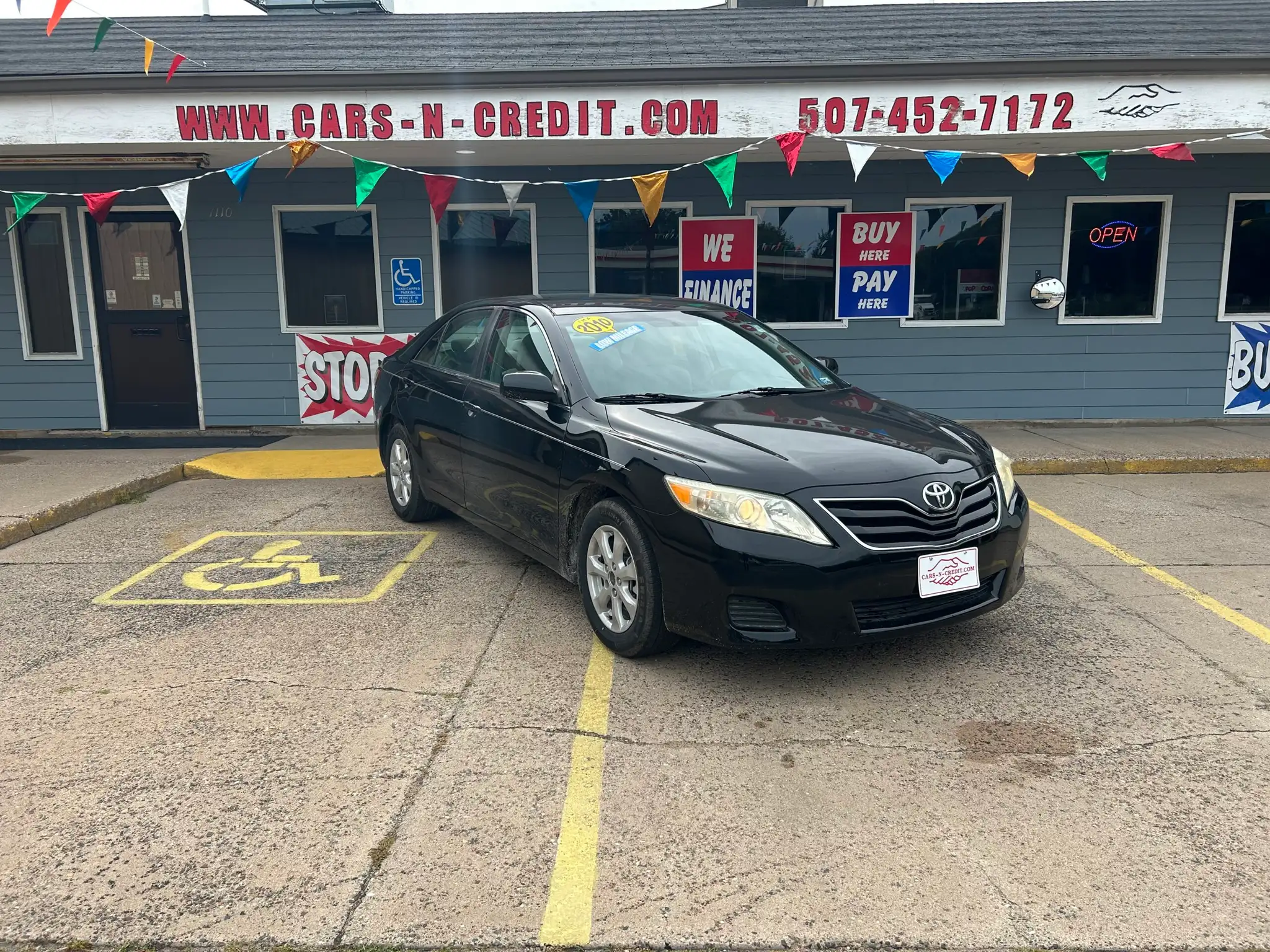 2010 Toyota Camry 40583's photo