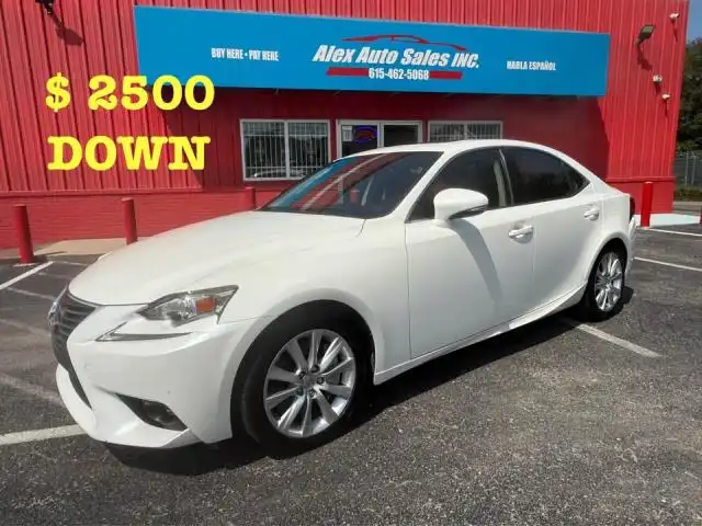 2016 Lexus IS 350 200t's photo
