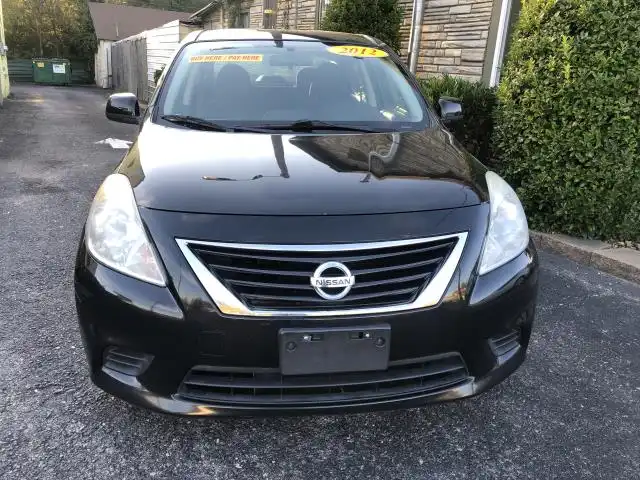 2012 Nissan Versa 1.6 SV CVT's photo