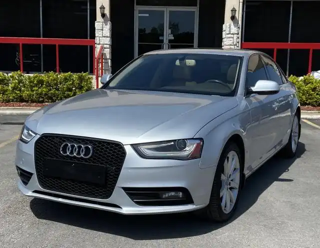 2013 Audi A4 2.0T quattro tiptronic Premium's photo
