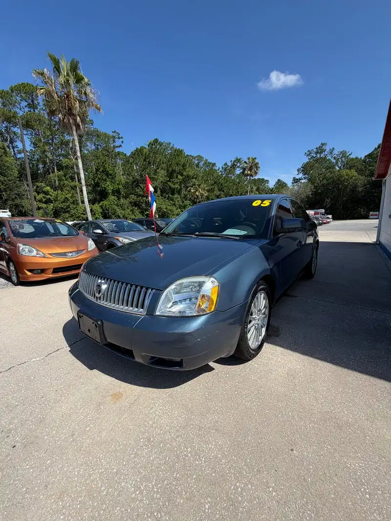 2005 Mercury Montego Premier's photo