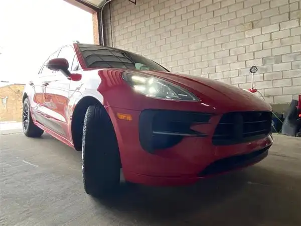 2021 Porsche Macan GTS's photo
