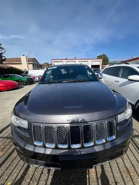 2015 Jeep Grand Cherokee Overland 4WD's photo