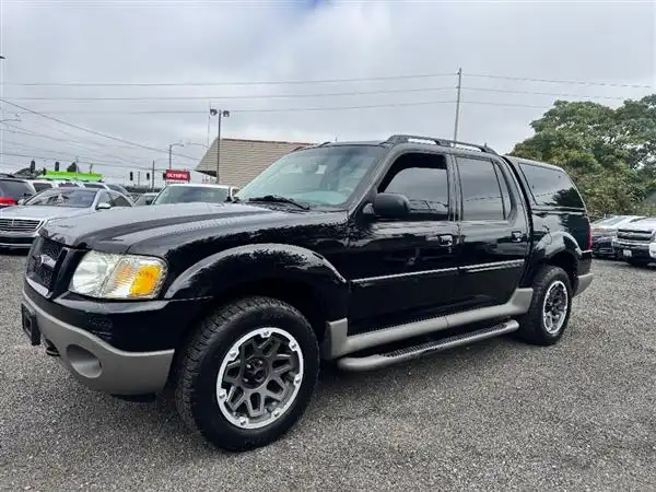 2003 Ford Explorer XLS Auto 4X4's photo