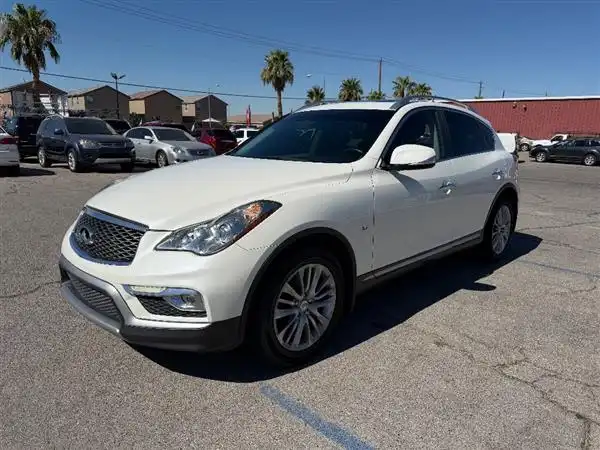 2016 INFINITI QX50 Base's photo
