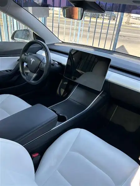 2018 Tesla Model 3 Long Range's photo