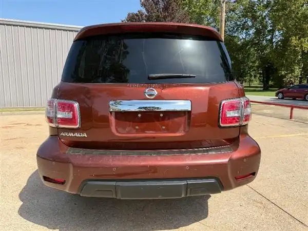 2017 Nissan Armada SV 4WD's photo