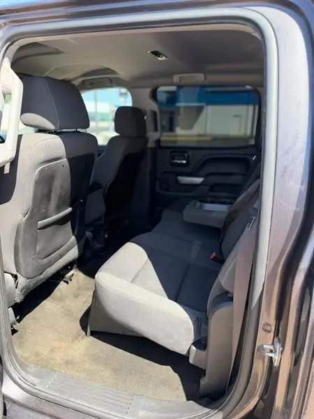 2014 Chevrolet Silverado 1500 LT Crew Cab Short Box photo 3