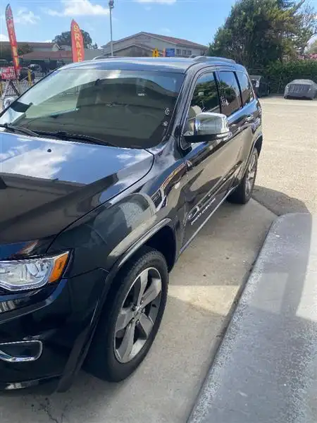 2015 Jeep Grand Cherokee Overland 4WD's photo