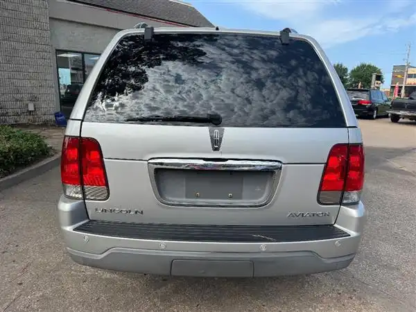 2005 Lincoln Aviator Luxury 4X2's photo